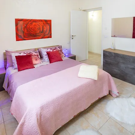 Loger Le Soleil Apartment *